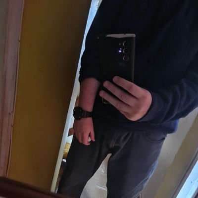 hanmunoz's profile picture. Analisto de Twitter.
Si necesitas de alguien que te enseñe del LOL y TFT yo no soy el indicado.