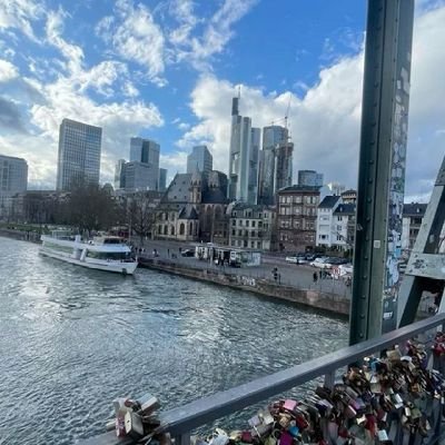 ydjdb340522's profile picture. Boss