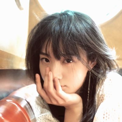 ososalbum's profile picture. 공주님 모시는 중..... #卢昱晓