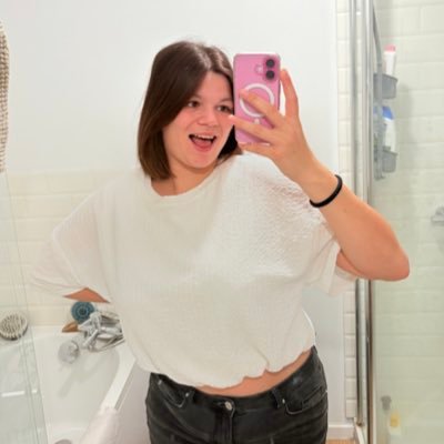 lau_gauquiee's profile picture. @Benoit5962❣️l KEKE SANA l infirmière 👩‍⚕️