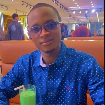 Abubakarrbah98's profile picture. Al Hamdulillah, I'm a proud Muslim. Arsenal over everything. Ronaldo biggest fan