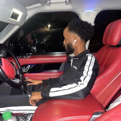 Yu187_'s profile picture. LDN          @Arsenal