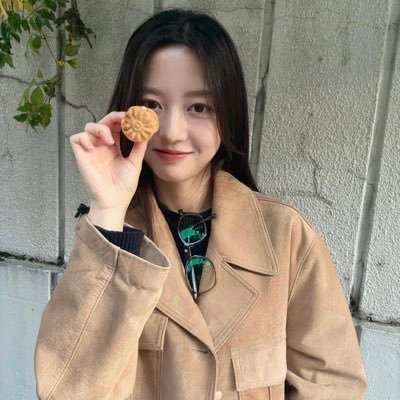 kimshyeonsoo's profile picture. seohen hyeonsoo boyoung