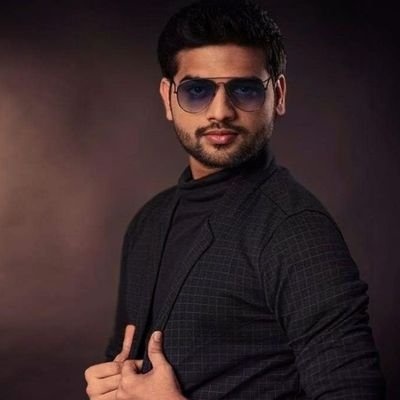 debabrata_pall's profile picture. National awarded #visualstoryteller #cmf designer #dancewhilepaint #researcher #dancer #painter #Textiledesigner #universityofglasgow #Uk- India