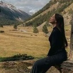 Qeerea812's profile picture. 