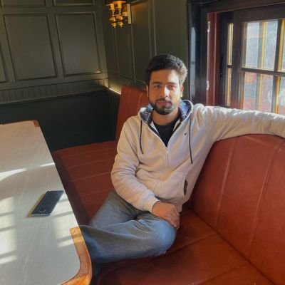 __kaeshur's profile picture. And every one of my heartbeats, is a poem written for you.||
University of Kashmir👨‍🎓||
Streams and Mountains ⛰️