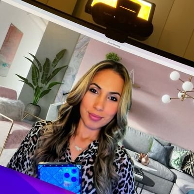 conversati29431's profile picture. ◽️Investor•Leader•Believer
◽️Educating Globally
👑I Work w/ambitious individuals to maximize their life & income through digital entrepreneurship