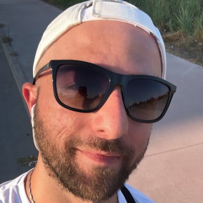 mertguness97's profile picture. Biz yıkılmayız, siz rahatınıza bakın.