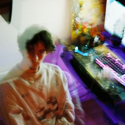 Elnoraddd's profile picture. 