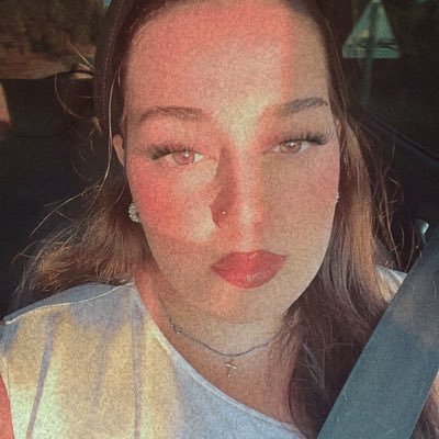 aeemzz's profile picture. obsessed with me 😘