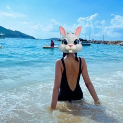 myydieu97's profile picture. Một gốc tối le lói chút ánh sáng ✨