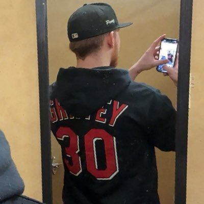 mysterymanOS's profile picture. 20yo 7in, Ginger Latino😮‍💨