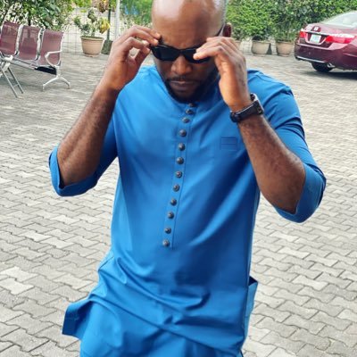 Ibenz90's profile picture. Amat Victoria Curam.