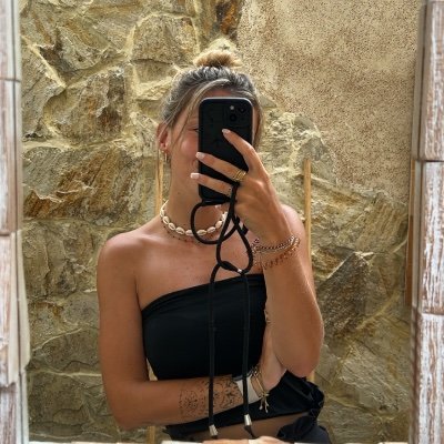 CharlotteGgan's profile picture. 