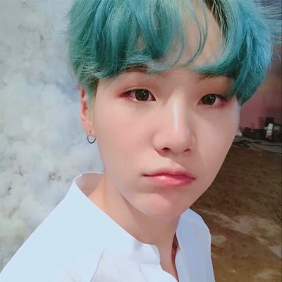 hazelmintae's profile picture. 