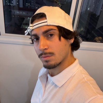 ponyerotic's profile picture. 