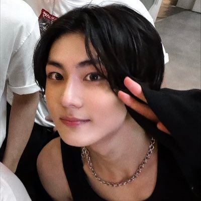swxcii's profile picture. that ˶ˊᵕˋ˵ guy