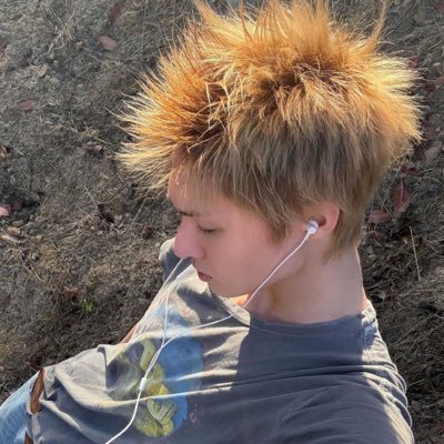 eeqeva's profile picture. 