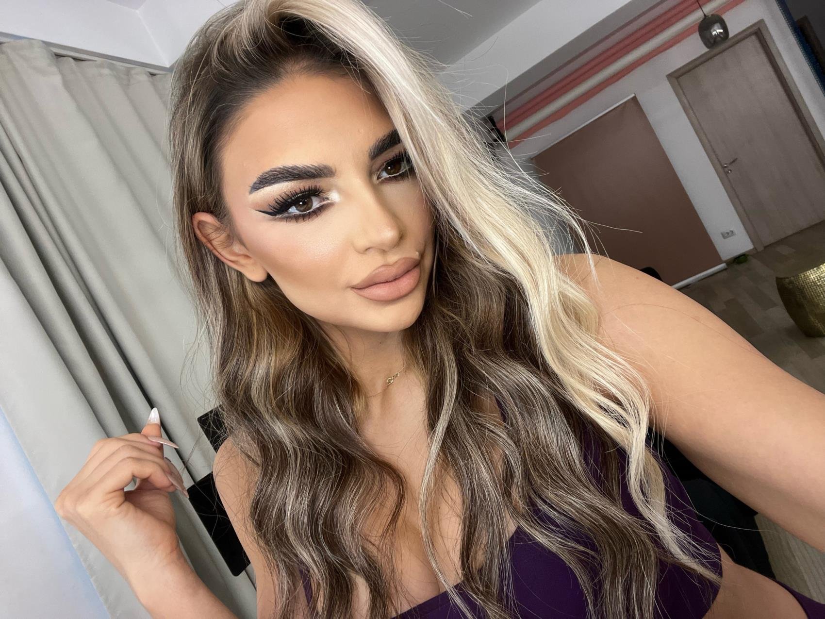 Anastassia_Harp's profile picture. Heyy 😊. This is just my other profile, but we can chat on my primary @Anabubblesz