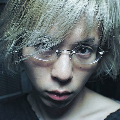 Loqi401's profile picture. 灰色のねずみです。 ロキたんとか呼ばれてます。甚六と呼ぶ人もいます。 獅子座のＢ型、投機家。個別先物為替商品仮想通貨。日本株。2015年8月17日に3万円を入金して株を始めました。 ショートピースが好きです。