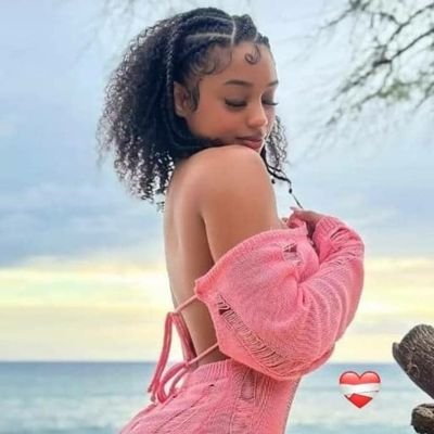 nisha_shines's profile picture. introvert .. ready to make friends