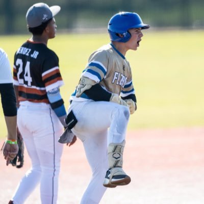 ArthurHollandBB's profile picture. Class of 2030 
@WilyMoDragons
@a3_trojans

RHP/3B/1B/C

IG: arthur_holland_baseball