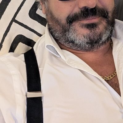 Goncalvessm's profile picture. Não mudo para gostares de mim, também não peço para mudares para que goste de ti. Gestor, Produtor de Cinema e Televisão, Pai e um monte de outras coisas.