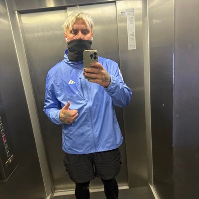 Germanas1053763's profile picture. Scraped 1.1M+ Shopify stores across 30 countries. 65% made $0. 

Analyzing the 385K that succeeded so you can learn from their patterns

📊 https://t.co/9BYp4xrmlH