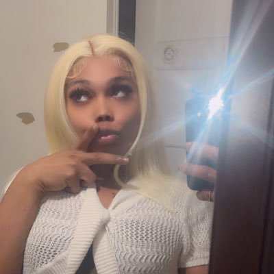 MaloCataleya's profile picture. 🇵🇷mäla ~Søy Sêxy~Y'all will forever be pressed and stressed ❣️😫 pêrrá mãlã😍🥺#MeetUp$🏳️‍⚧️trans