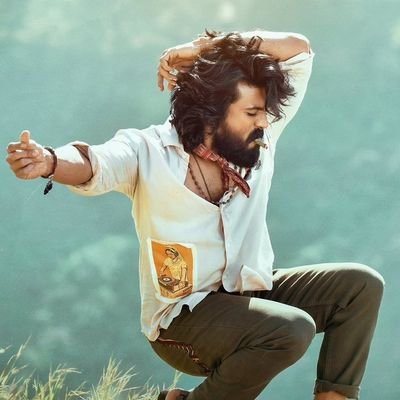 Yuvistrong10's profile picture. Nature Photography/Sunset Enthusiast/
#badmintonplayer🏸🔥
 #janasenaparty💫
https://t.co/5XRyoVjB1K