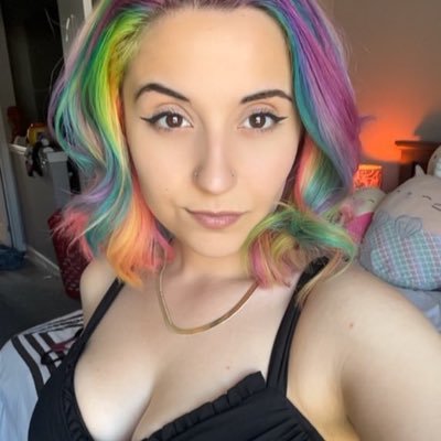 SpoilTate4Evr's profile picture. 27 | Pretty, spoiled, bratty | SFW @pretty_petal33