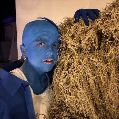 hmacsauz's profile picture. if you don’t chew big red - fuk u