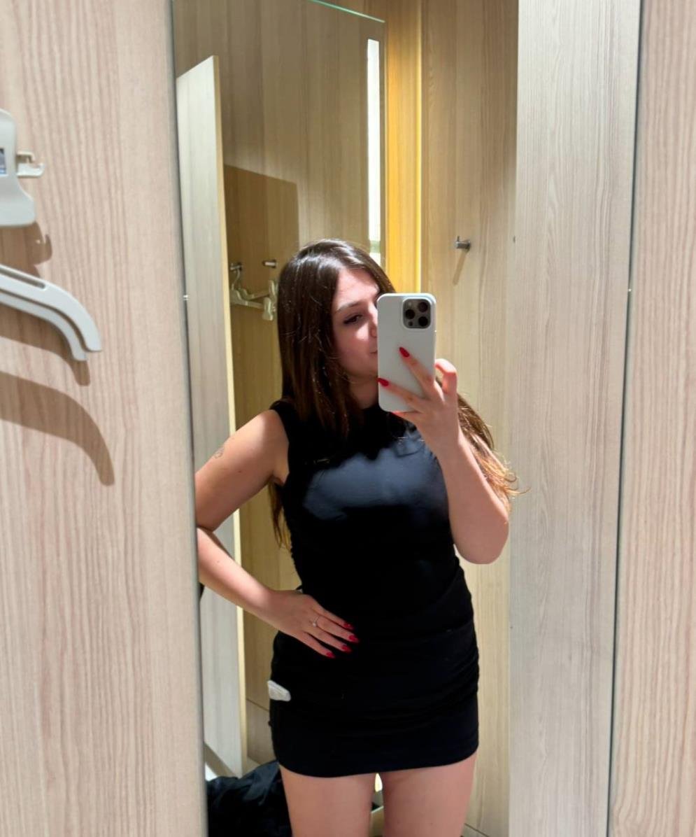 CarolRodri22837's profile picture. ✨ Looking for a content buddy for my OF
✨ You can stay faceless
👇 Message me 👇