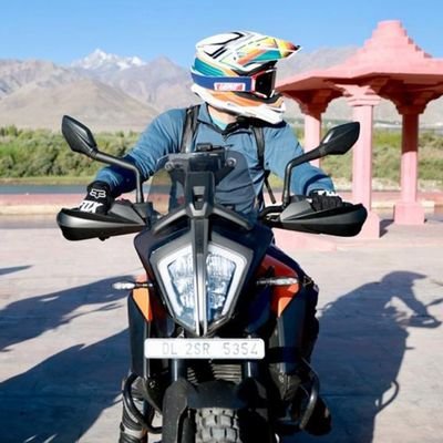 KuntalWM's profile picture. Indian | MahaRashtra l Sangli l Gandhi Topi and Pandhara Patka l RT are not endorsement | Personal views