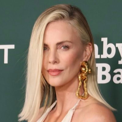 C_theron011's profile picture. welcome to my private blog