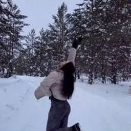 Aularqee2810's profile picture. 