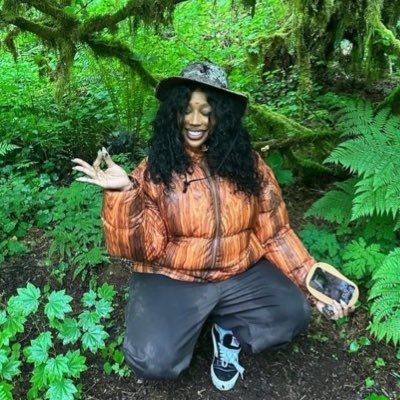 notkellytho's profile picture. main: @keliscope ♡