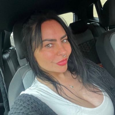 GoddessLydiq's profile picture. I'm looking to meet a serious minded slave that understands what it means to serve a great Goddess like me