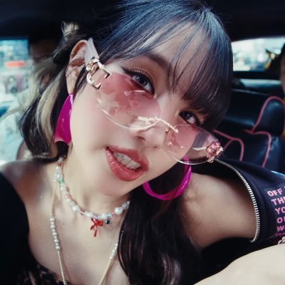 Urs_ur_Kissy's profile picture. You don't know how lucky you are~ 🍀
✨ Hungarian Kissy and Stay ✨