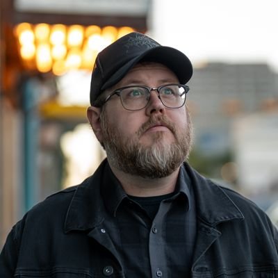 IMSharpOfficial's profile picture. Sub-middling stand-up comedian, former metal vocalist, and present D&D enthusiast.