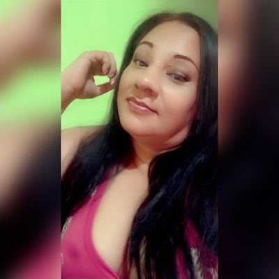 rosaalonzo90's profile picture. El Salvador 
❤❤❤❤❤❤