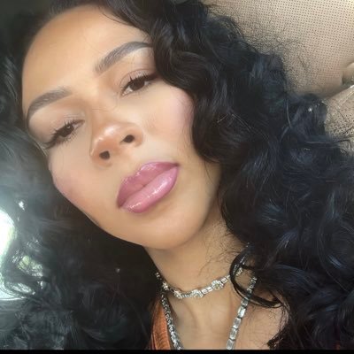 rebeccaonlyyy's profile picture. 