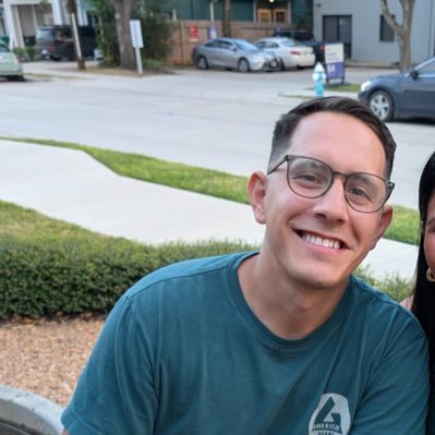 emmanume's profile picture. Travel, buildings, trees, science but not too sciency. follow me to see the beauty of the city through my eyes