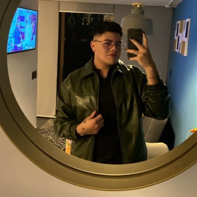 alancitodiscret's profile picture. Solo obsérvame y si me quieres tener paga el precio. 🥵🍑🍆