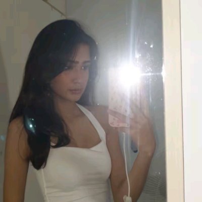 elizaa__b's profile picture. for eli 🩷🌸 | lizguel 💙