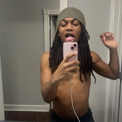 dbdhxhsbsb's profile picture. everything underground!