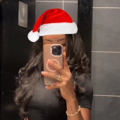 iamdwunn's profile picture. 18yo| blvck🖤| Web3 | shawarma enthusiast | chef👩‍🍳 | mother of one| 🏳️‍🌈 | @_nanaherself👩‍❤️‍💋‍👩❤️