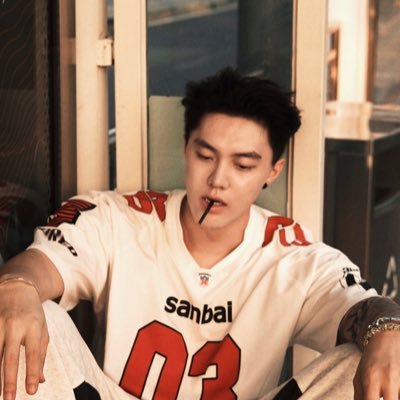 FUXTTTTEM's profile picture. 