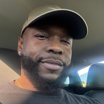 AKingsEndeavor's profile picture. A Creative Hilarious Spiritual Capricorn 🧘🏾‍♂️✨♑️ IG: _kyngra