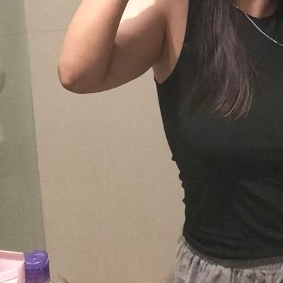 notforkidosss's profile picture. Back again ‘cause my old account got yeeted 🚫|| smg